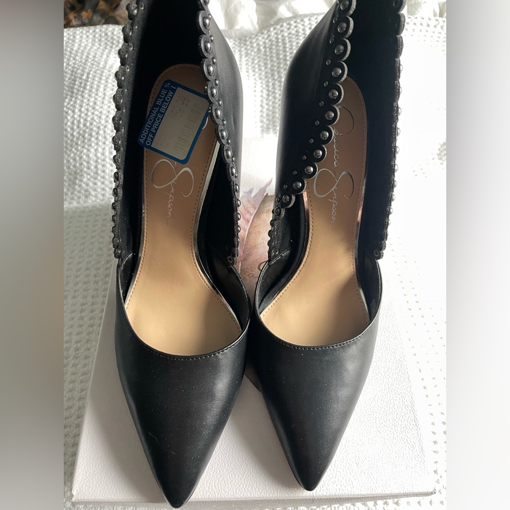 Jessica Simpson NWT black heels, 9.5